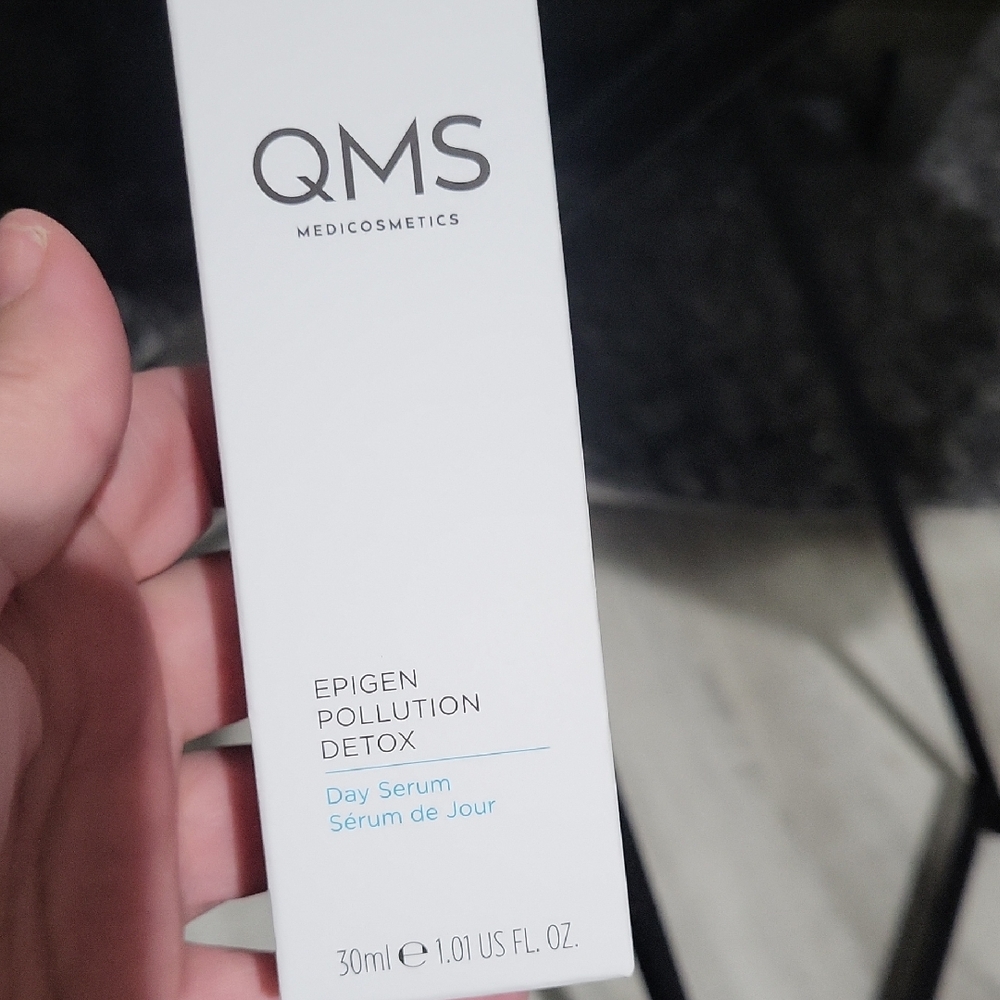 QMS Medicosmetics Epigen Pollution Detox Day Serum - White